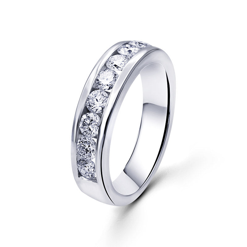 Women's Wedding Ring with Brilliant Cut Diamonds