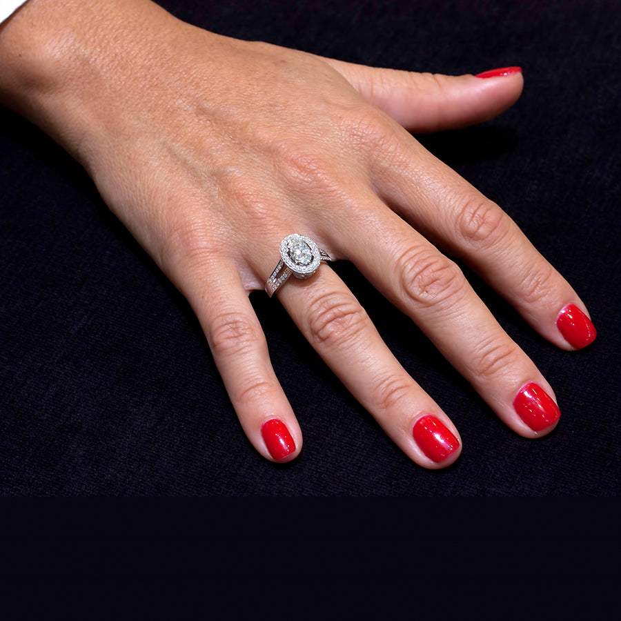 Sortija Illusion OVAL con Diamantes-Oro Blanco 18k