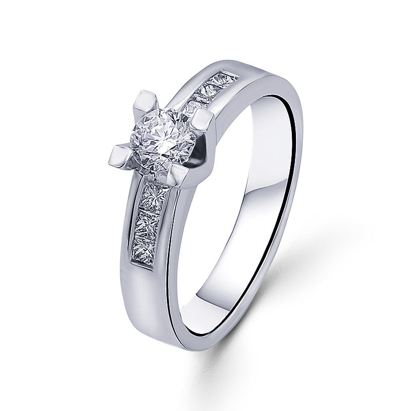 BERNA Ring with Diamonds in 18K White Gold