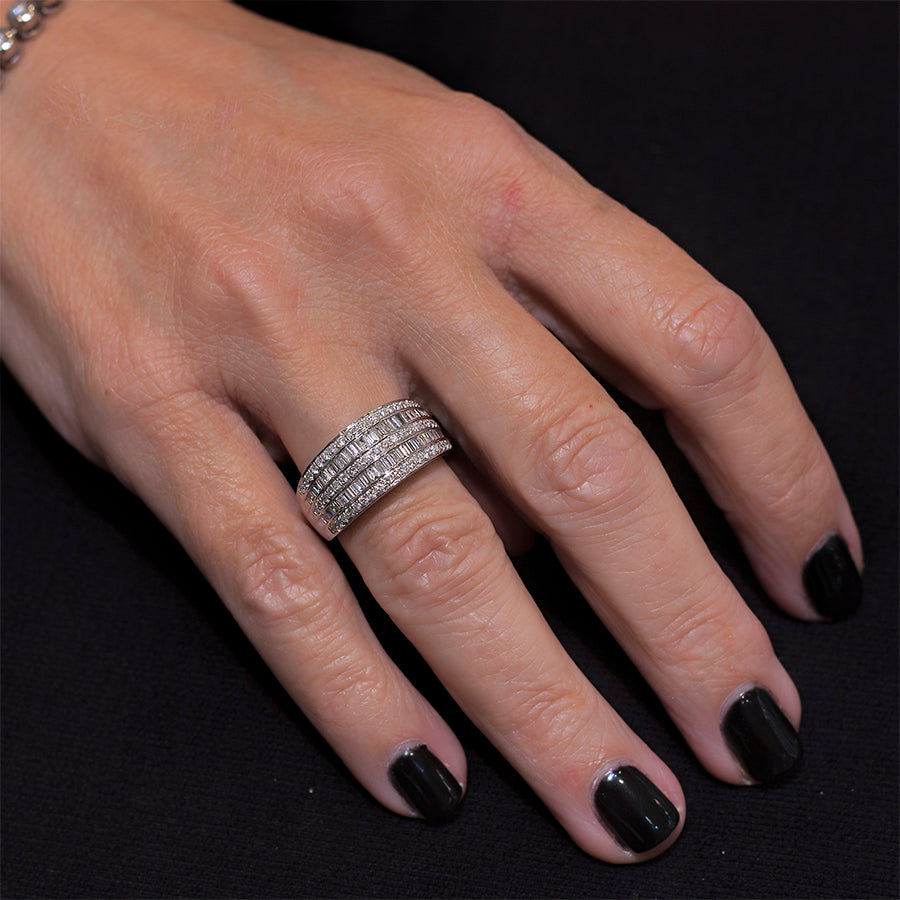 Sortija Doble Fila de Diamantes en Oro Blanco 14K