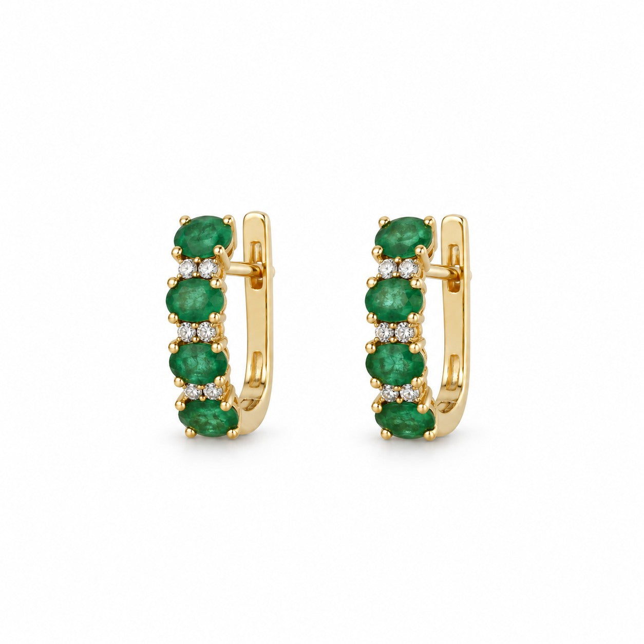 PENDIENTES DE ORO AMARILLO 18KT CON ESMERALDA Y DIAMANTES