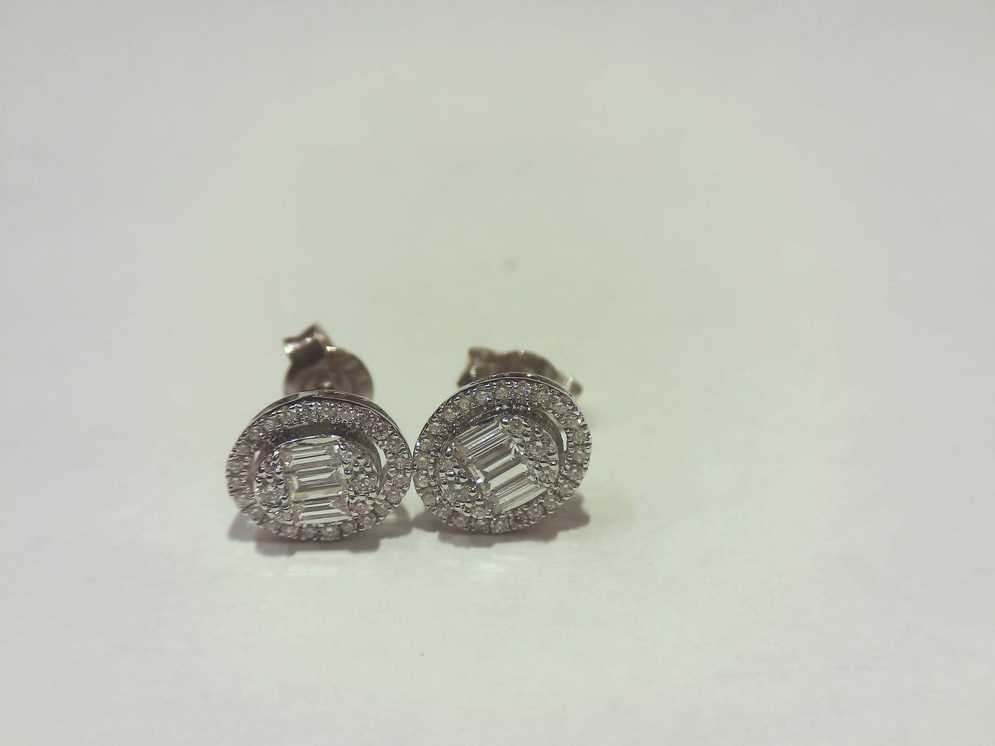 PENDIENETES DE ORO BLANCO CON DIAMANTES