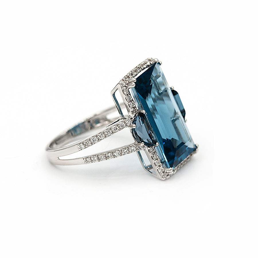 Ring with Rectangular London Blue Topaz in Gold