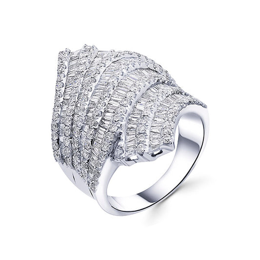 Exotic Glamor Diamond Ring 18K White Gold