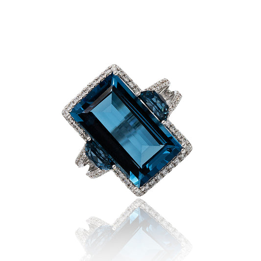 Sortija con Topacio Rectangular London Blue en Oro
